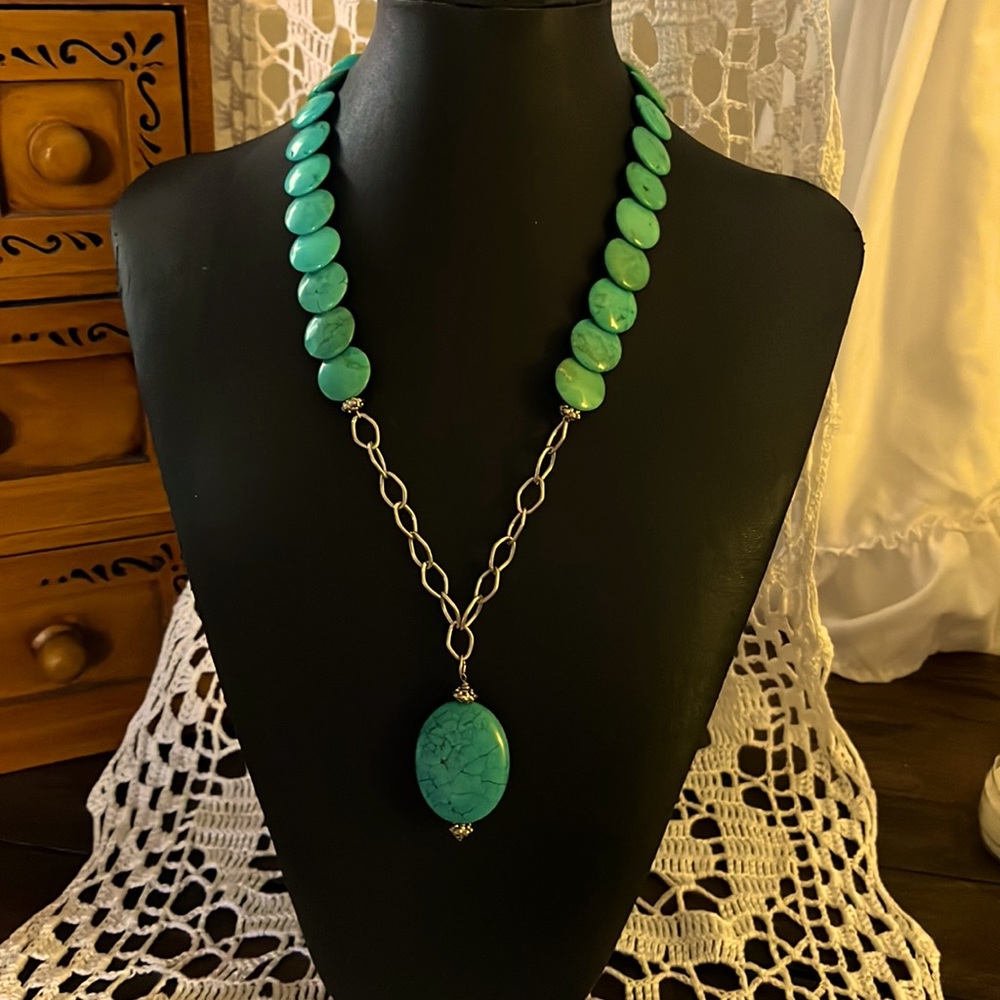Artisan Made Beaded Necklace (5)